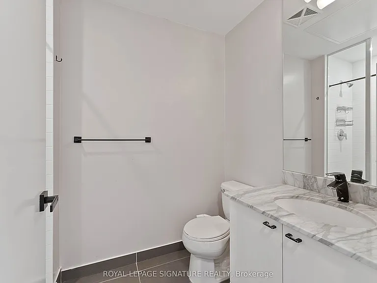 51 E Liberty St #517 — Photo 11