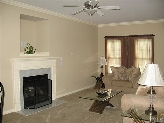 4th image of 4106 Geneva Dr