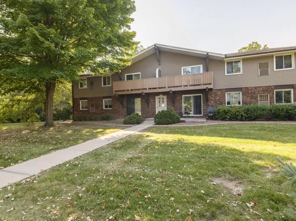 W158N11137 Legend AVENUE #7, Germantown, WI 53022