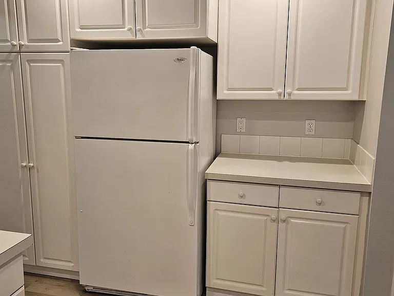 2110 Palisade Blvd #C-7 — Photo 11