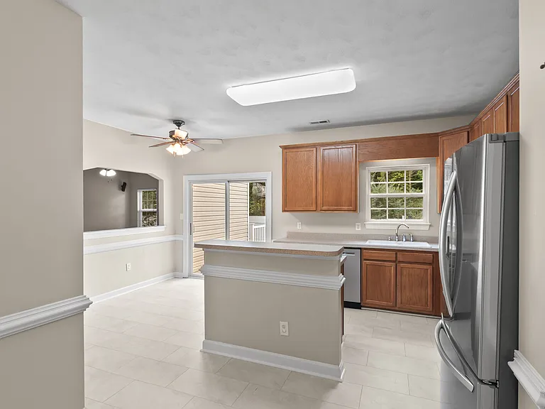 712 Tallahassee Dr — Photo 17