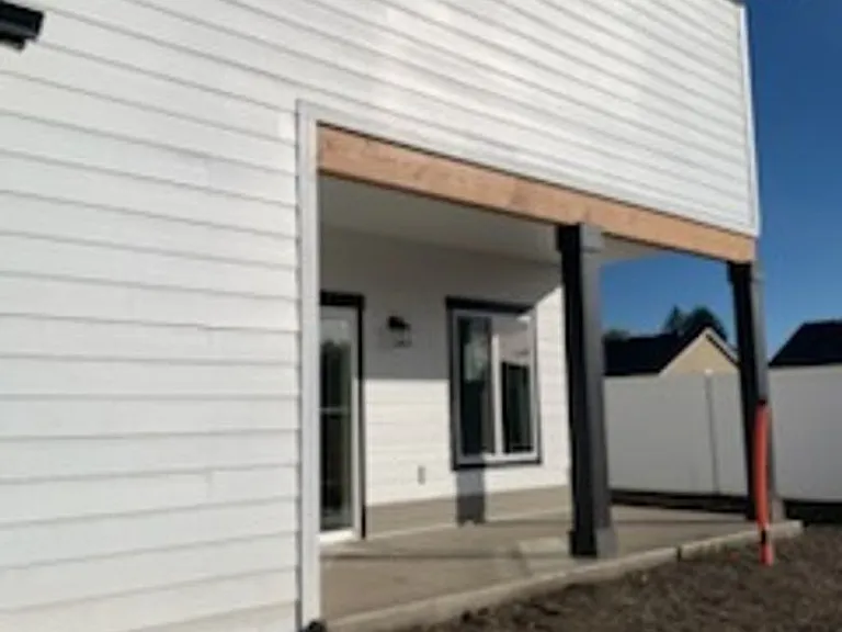 2218 N Chaffee St — Photo 5