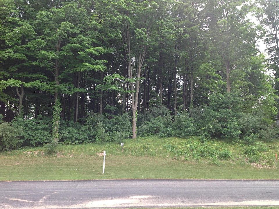 1st image of 8784 Western Woods Dr