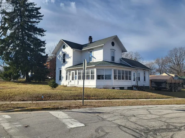 611 N Main St, Clyde, OH 43410