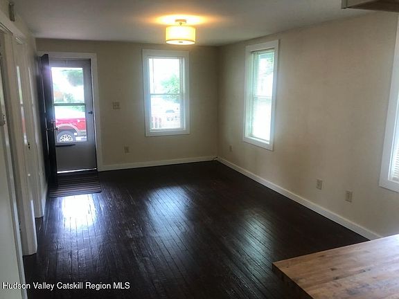 3rd image of 18 Wiltwyck Avenue