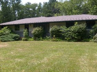 2832 Sunderland Rd, Lima, OH 45806