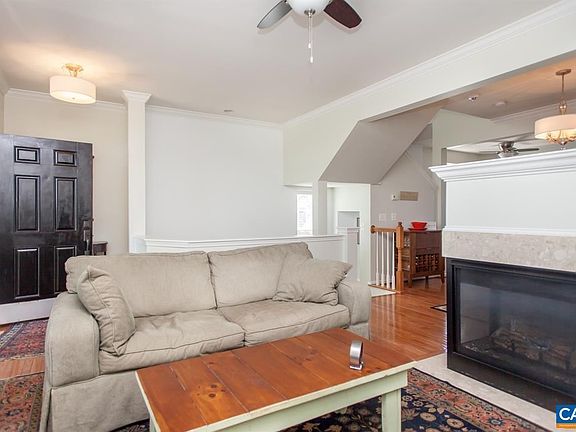 3rd image of 2074 Lockwood Dr
