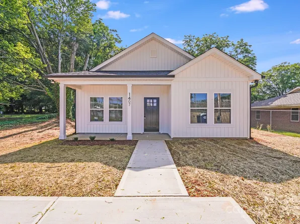 1407 7th St #4, Statesville, NC 28677
