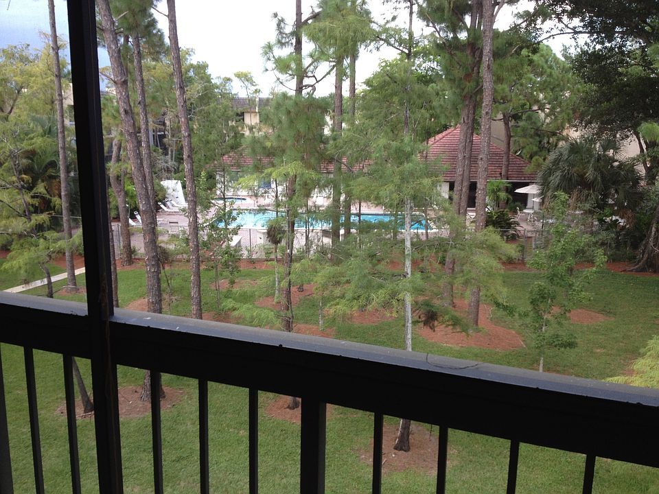 1st image of 8433 Forest Hills Dr APT 301