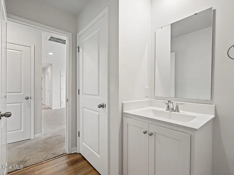 2091 Bella Point Dr SE — Photo 37