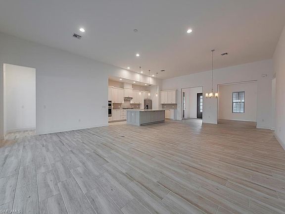 4th image of 3303 Ibiza Ln
