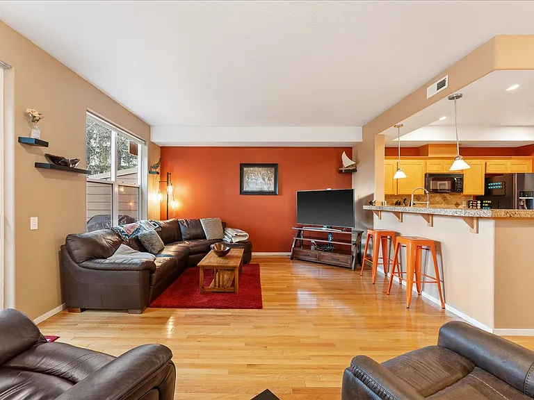 8594 NE Adlington St — Photo 4