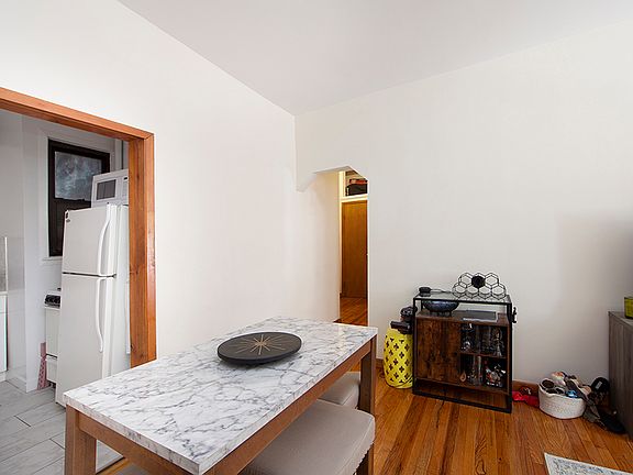 4th image of 1059 1st Ave APT 5A