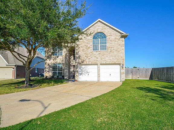 3rd image of 2102 Dolan Hills Ct