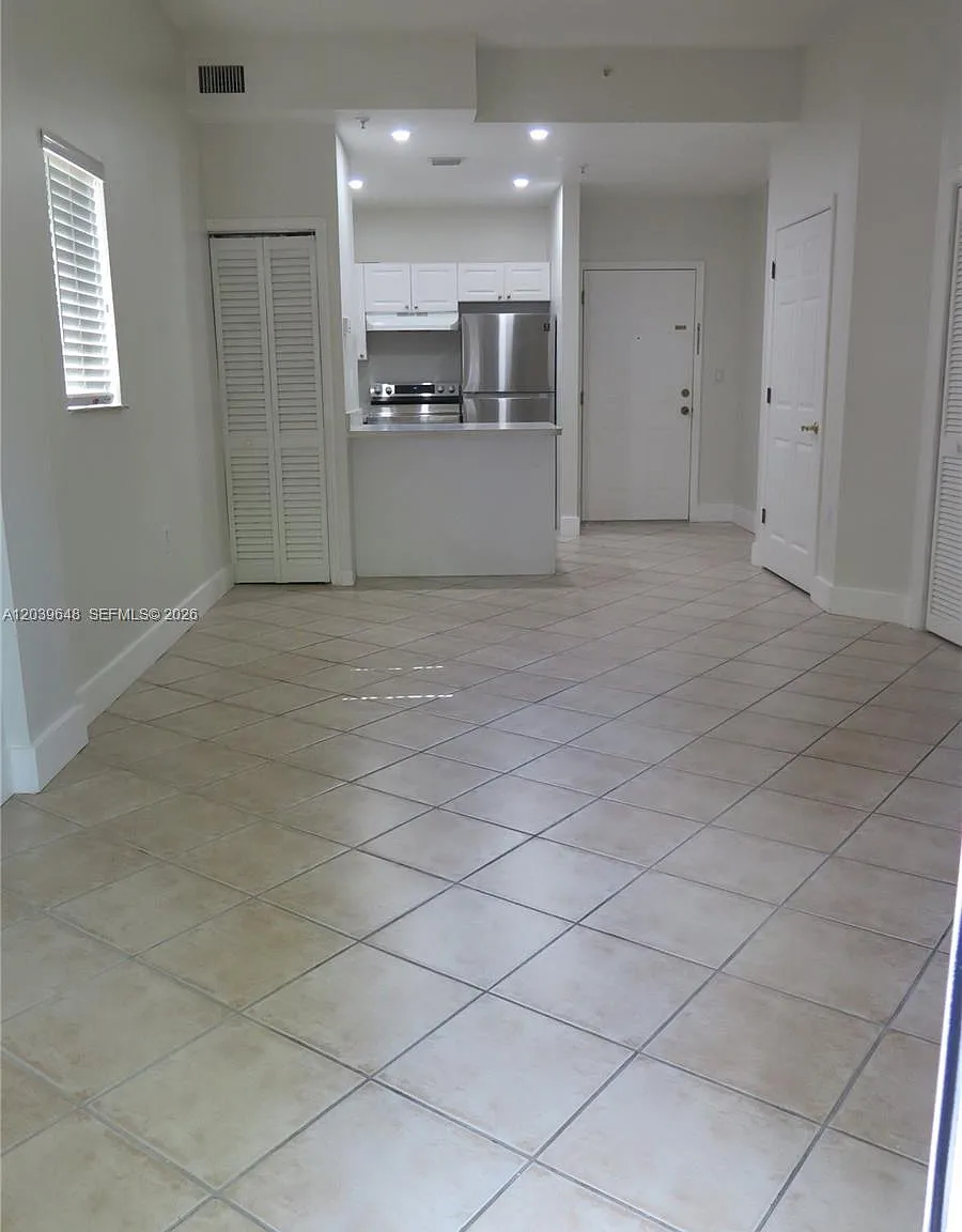 Brickell Terrace Condo — Photo 4