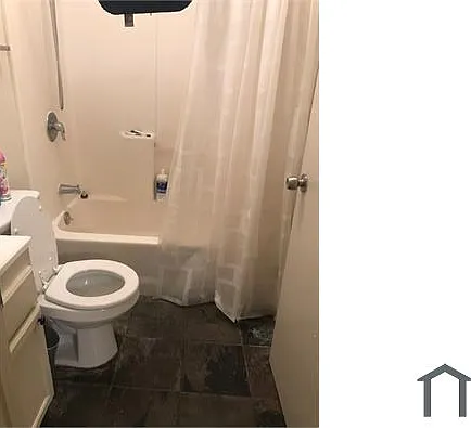 5247 Huntington Dr N #2 — Photo 4