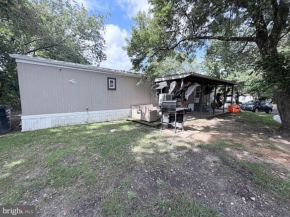 5th image of 339 Oklahoma Ave