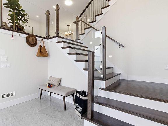 3rd image of 66 Innsbrook Way