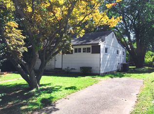 123 Tollgate Rd, Owings Mills, MD 21117