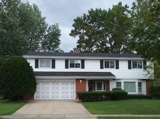 1601 Habberton Ave, Park Ridge, IL 60068