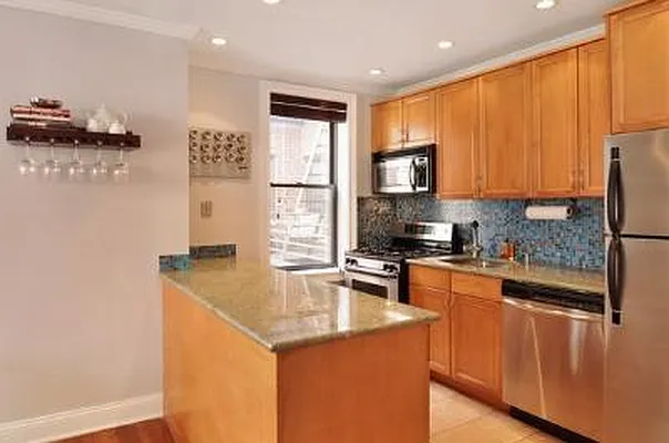 Sold by Corcoran | media 14