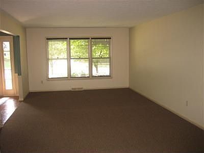 5th image of 1132 Chatham Pl