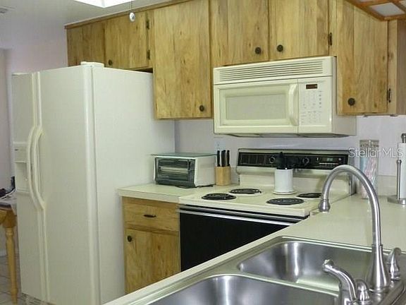 4th image of 9860 62nd Ter N APT 1014