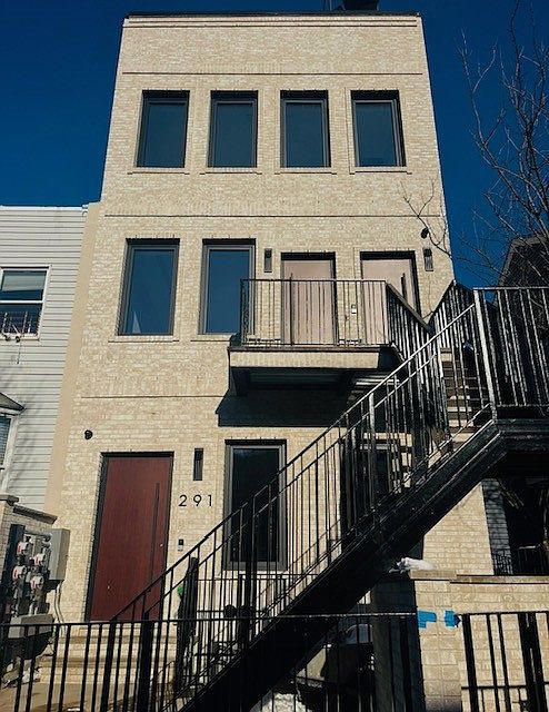 1st image of 291 18th St Floor 2