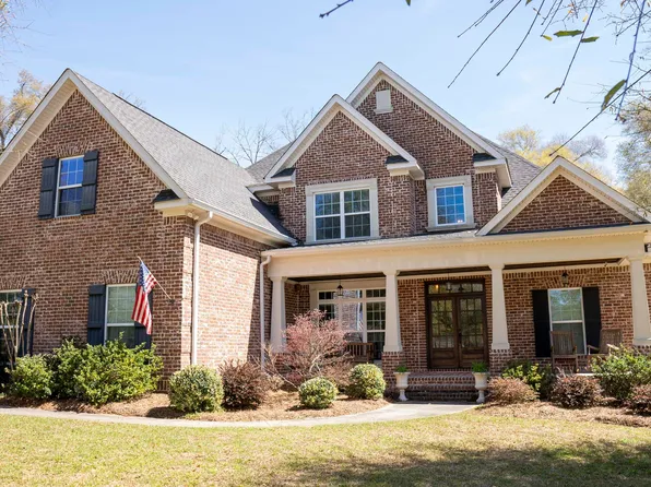 811 Saint Marys Pl, Bonaire, GA 31005