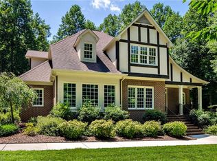 5508 Stonebridge Rd, Pleasant Garden, NC 27313