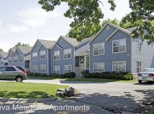1167 S Wells St APT 3, Lake geneva, WI 53147