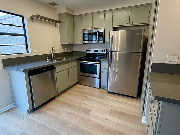 3rd image of 2756 Ariane Dr Unit 133