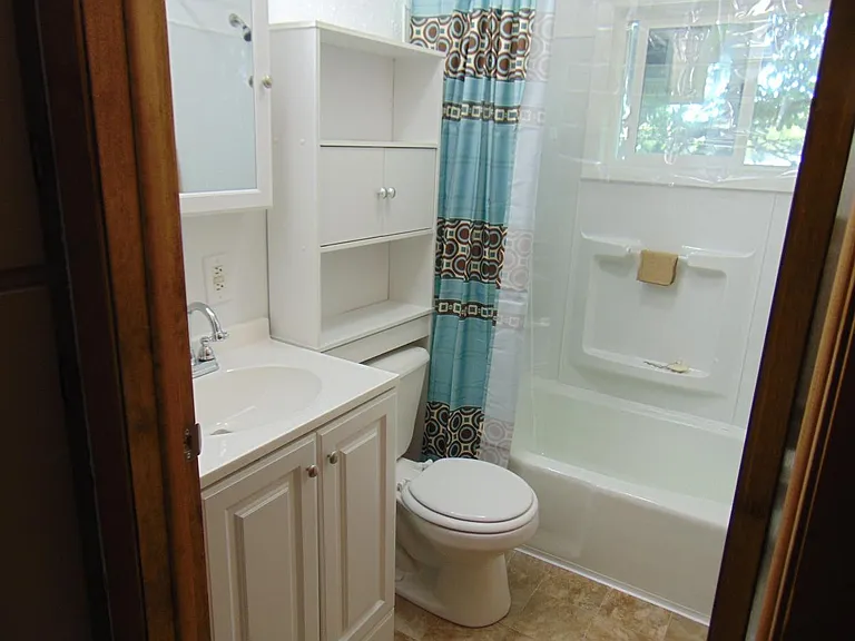 525 Clark St #2 — Photo 7