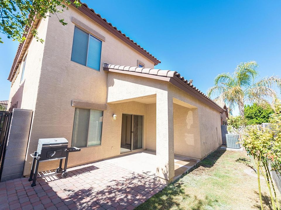 1st image of 2682 E Wesson Dr