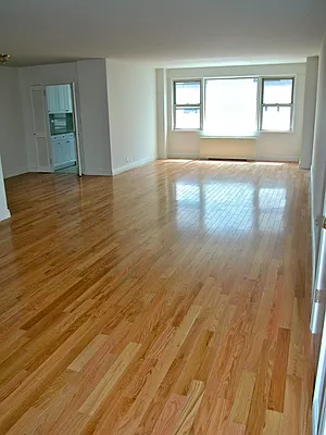 Rented by Michael K Namm Associates | media 18