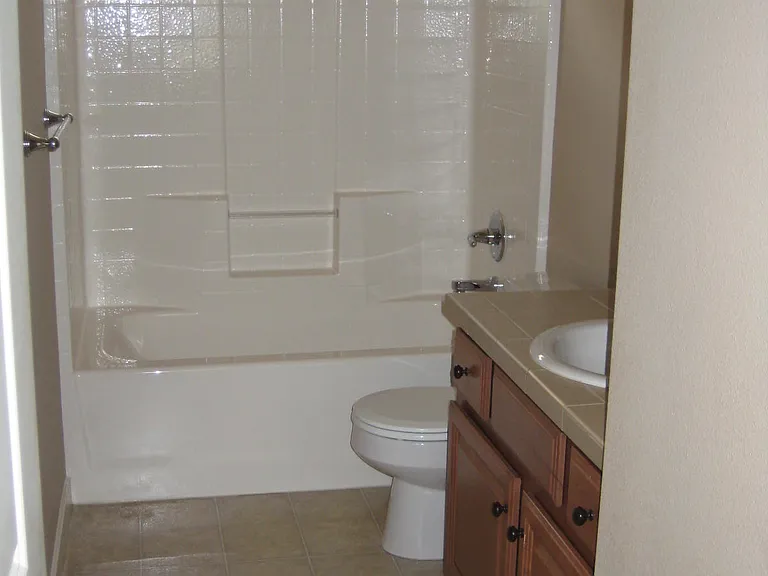 2nd Full Bathroom on level 2