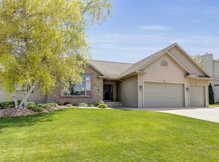 3384 Davies Ave, Green Bay, WI 54311