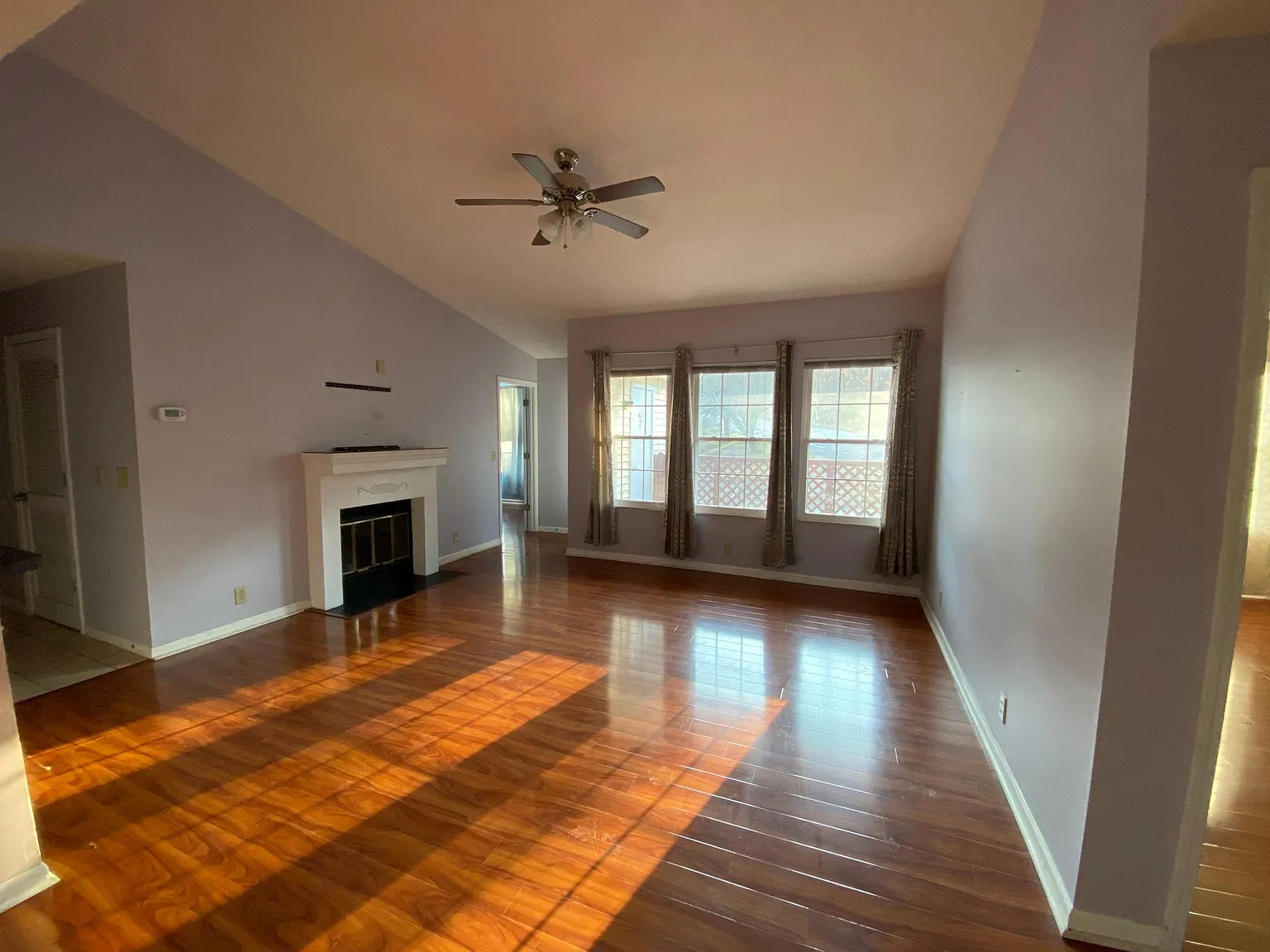 2 bed, 1143 sqft, $1,600 — Photo 1