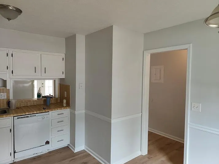 480 Charleston Ln — Photo 9