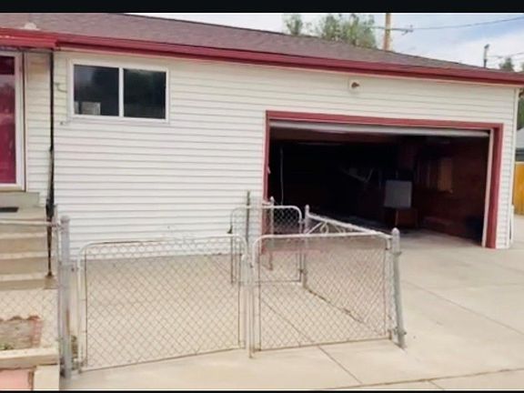 5th image of 6081 E 61st Avenue