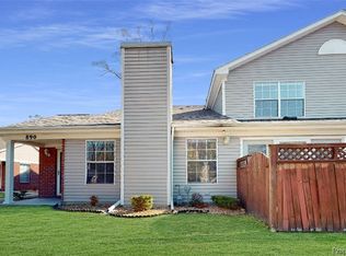 890 Miller Creek Ln, Newport News, VA 23602