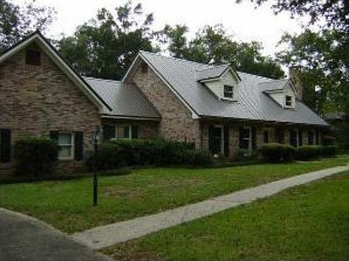 2nd image of 303 Woodbridge Dr