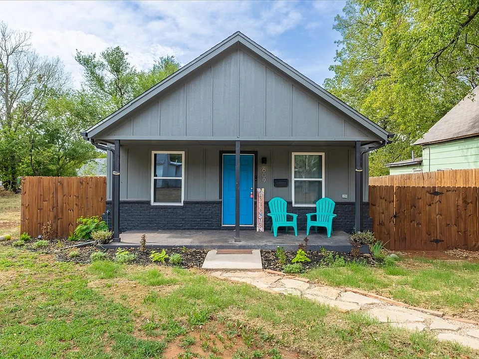 609 E Grant Ave