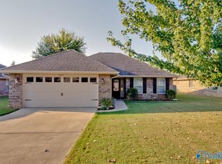 5039 Montauk Trl SE, Owens Cross Roads, AL 35763