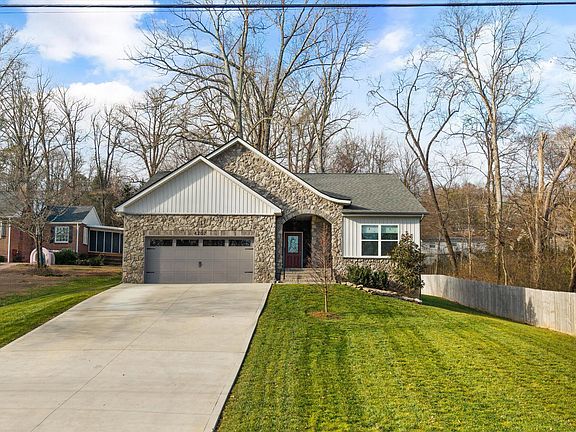 2nd image of 4207 Barbara Dr