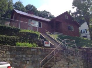 494 Edgewood Ave, Welch, WV 24801