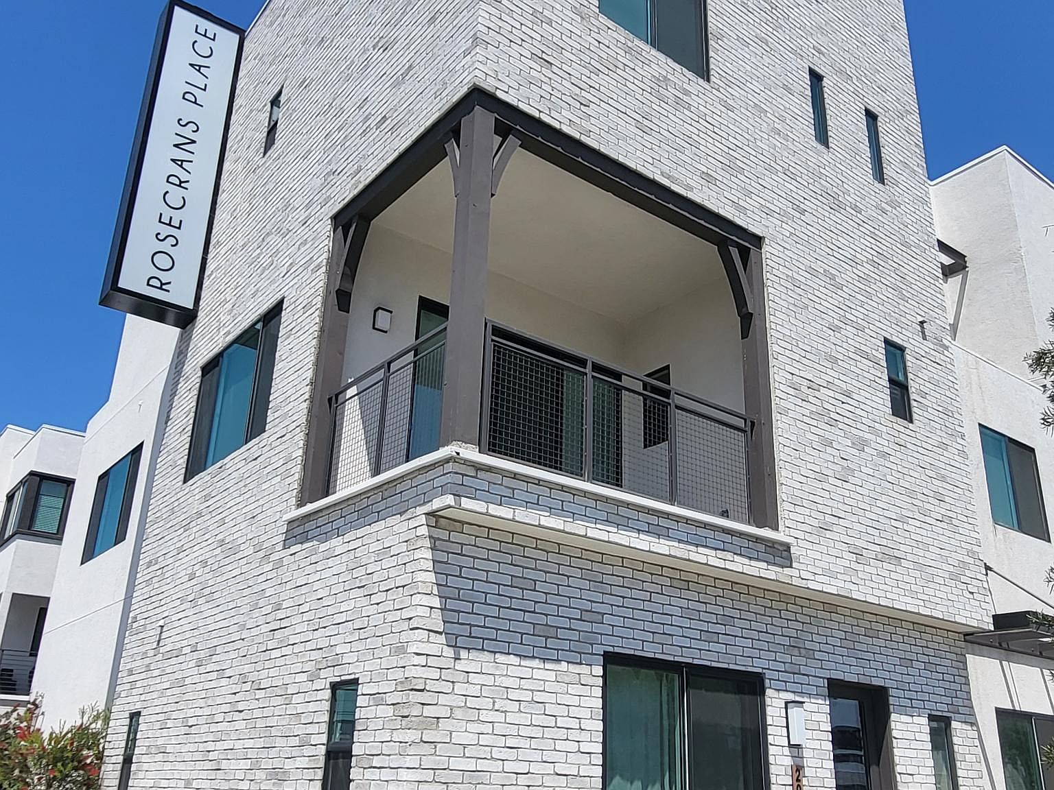 2077 W Rosecrans Ave, Gardena, CA 90249 Zillow