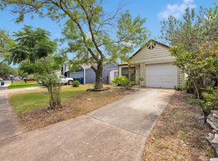 9816 Village Briar, San Antonio, TX 78250