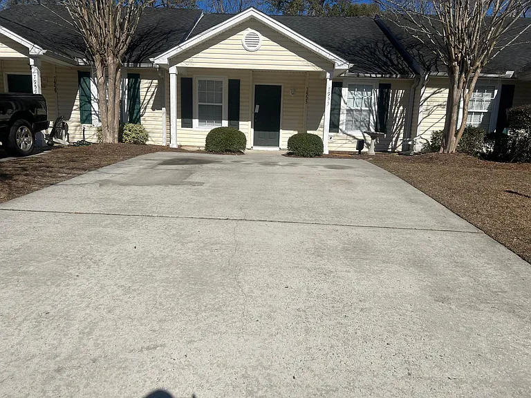 7955 Vermont Rd — Photo 1