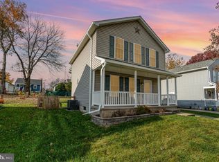 217 Maryland Ave, Taneytown, MD 21787
